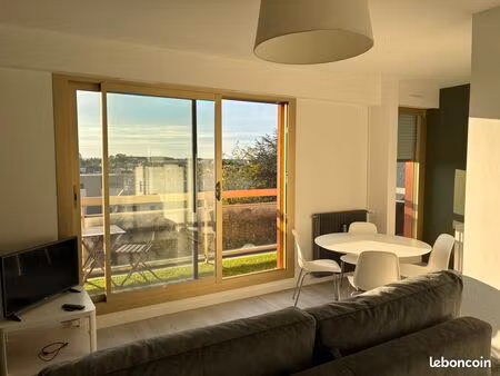 studio meublé
