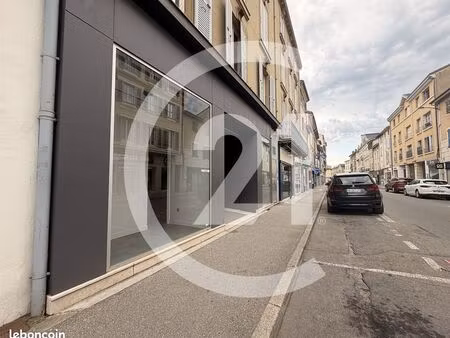 boutique 175 m² romans sur isere