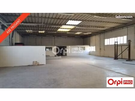 local d'activité 780 m²