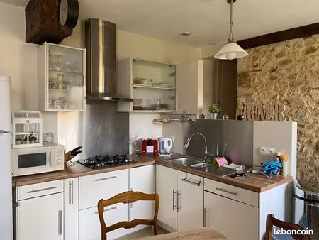 charmante maison mitoyenne avec jardin