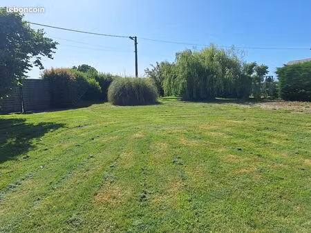 terrain constructible proche le neubourg (27)