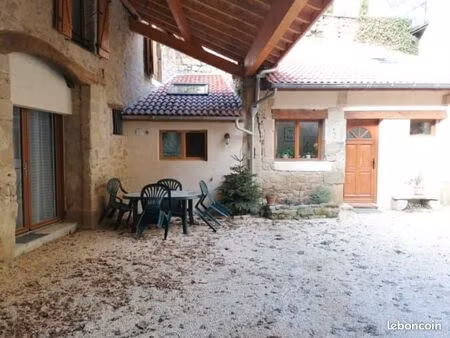centre st donat maison rue 3 chambres avec exterieur