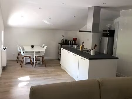 appartement au pied du château de grignan