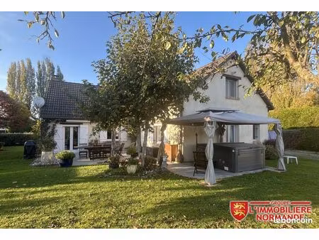 maison 8 pièces 180 m²