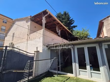 local commercial 190 m²