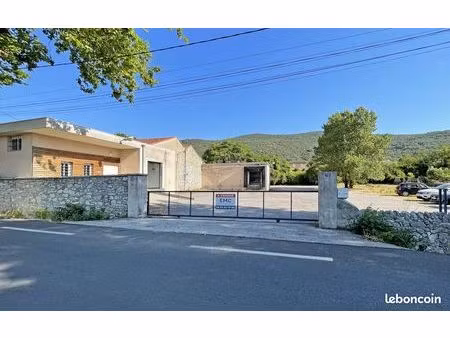 local 400 m² saint-hippolyte-du-fort