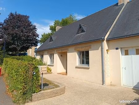maison en centre ville de loperhet - 900 m2 de terrain - a 2 km du port de rostiviec