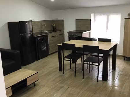 appartement t2 43m2 climatisé proche parking