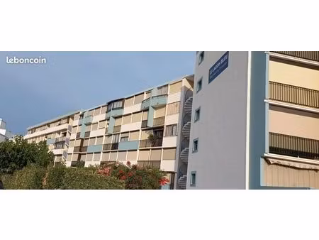 a vendre le grau du roi  appartement t2 cabine