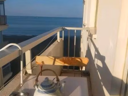 studio 1 pièce 28 m²