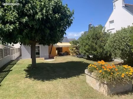 petite maison et petit extérieur