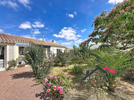 maison saint julien des landes
