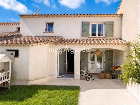 maison traditionnelle  double jardin  aucun travaux