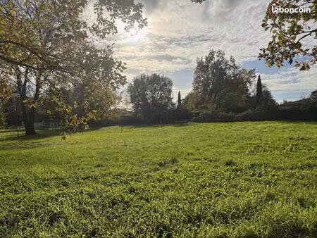 terrain 850 m² leguevin