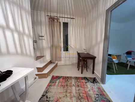 loue grand t2 de 63m2 à aniane
