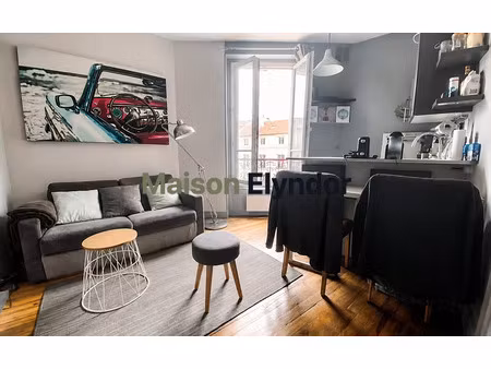 t2 à louer 29 m² – clichy – meublé