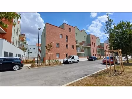 appartement - 1er étage - 38 05 m2 - 2 pièces - non meublé