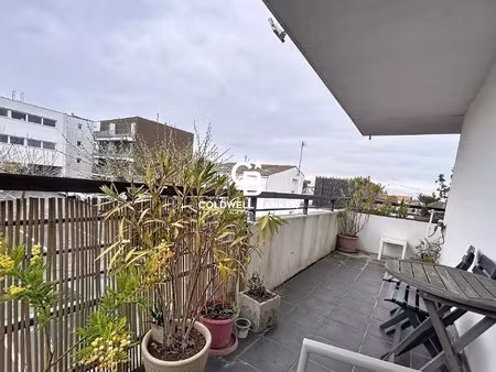 appartement t3 résidence senior à la rochelle