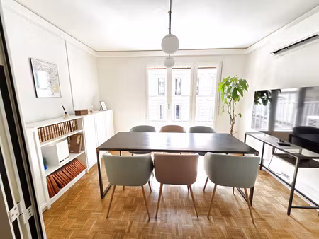 à vendre t3 avec balcon marseille 6eme rue breteuil