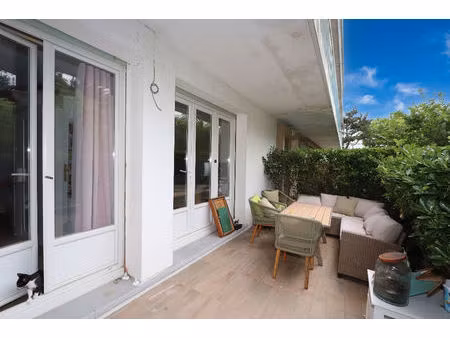 appartement saint nazaire   rdc  3 pièce(s) 61.68 m²  terrasse  garage  cave et ascenseur