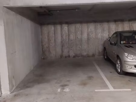 location place parking sous sol
