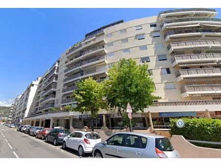 nice st roch - garage 12m²