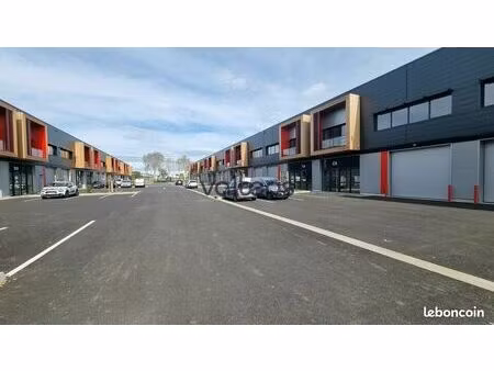 local d'activite 756 m² fenouillet