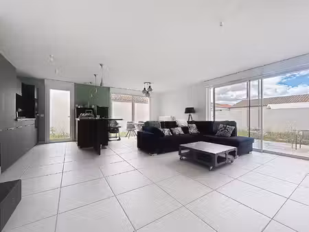 joli maison de plain pied à ferrieres - contemporaine - suite parentale - 3 pièces 82.72 m