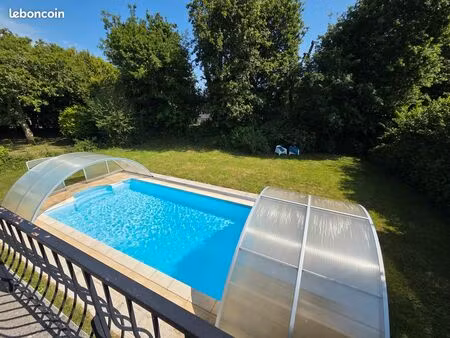 maison avec piscine et grand garage