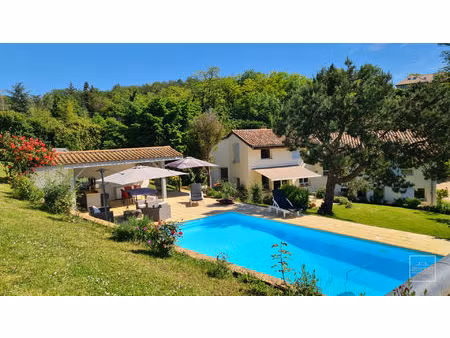 maison saint cyr au mont d or 250 m2