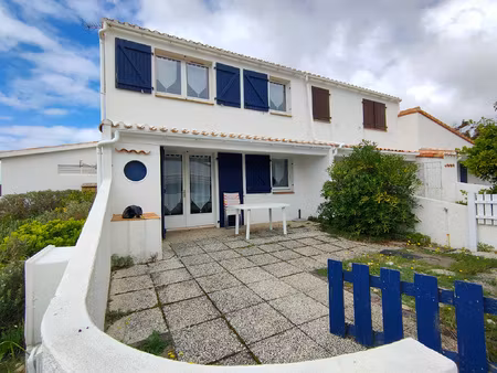 à vendre charmante maison en copropriété à 50 mètres de la
