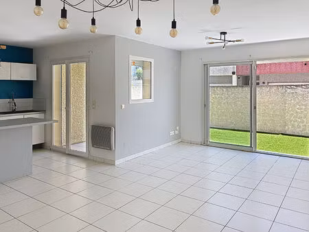 maison st nazaire dans impasse maison t4 avec jardin