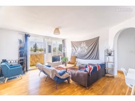 appartement 4 pièces 80 m²