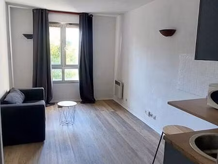 studio meublé