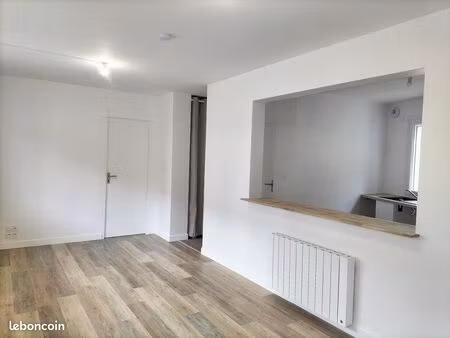 appartement t2 43m2 500/mois