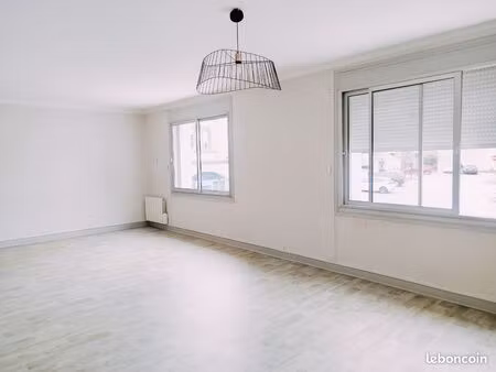 très bel appartement dans le centre historique