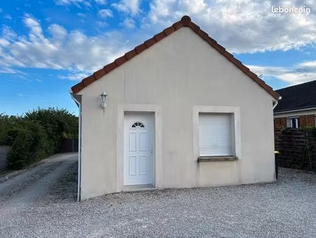 maison plain-pied 70 m² à louer – 700 /mois