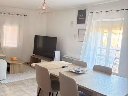 t2 meublé 48m2 dernier étage