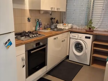 2 pièces avec balcon