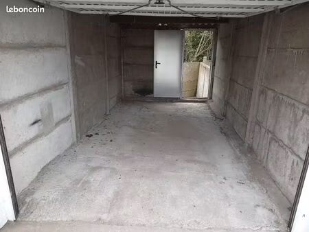 garage box stockage 15 m2 sur douai