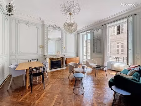 appartement 3 pièces 133 m²