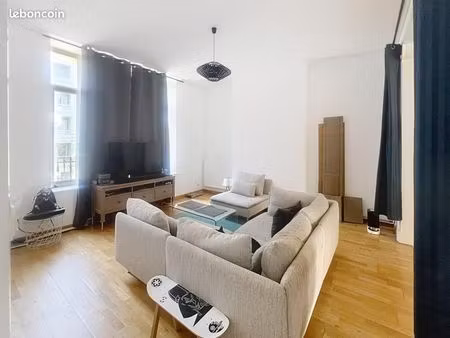 appartement 4 pièces 94 m²