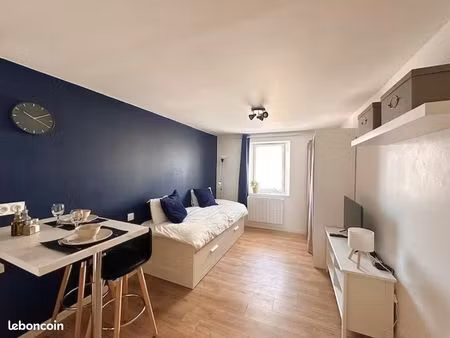 très beau studio à louer