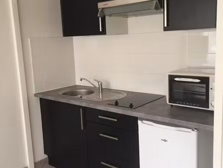 studio proche campus 1
