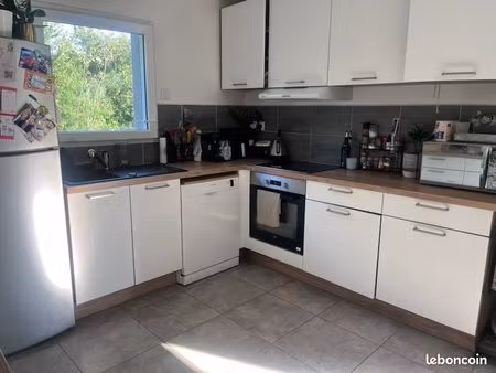 maison 3 chambre a louer