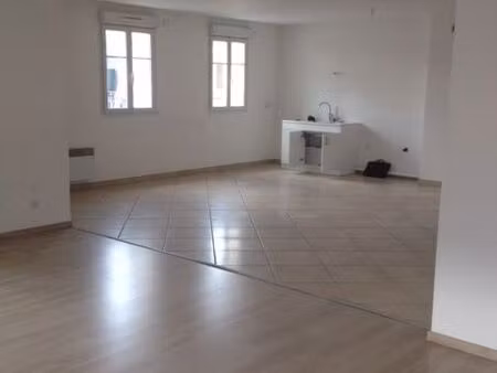 appartement 3 pièces 108 m²
