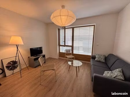 t2 meublé neuf 41 m² – nancy grand cœur – proche gare – 1ʳᵉ location dans la résidence neu