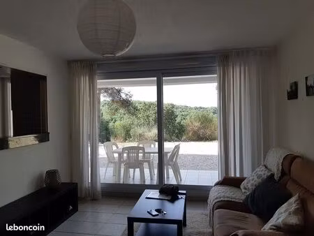 loue 2 pièces meublé résidence calme fermée – terrasse – piscine