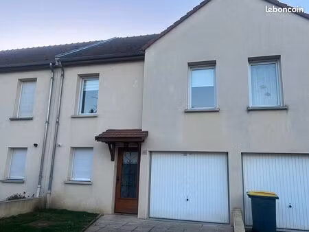maison 4 pièces 85 m²
