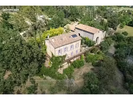 maison 19 pièces 488 m²